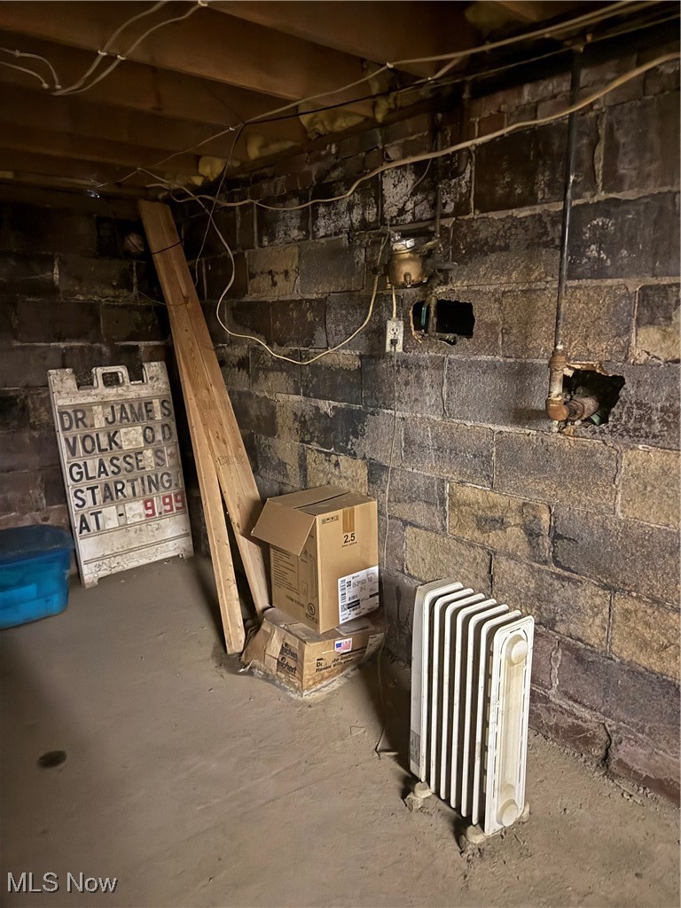 Jones & Mccullaghs Add - Commercial Sale