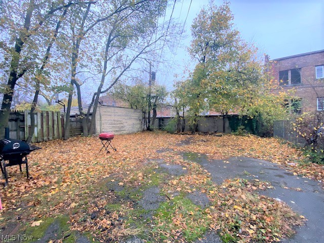 Lees Dev Companys - Residential Income