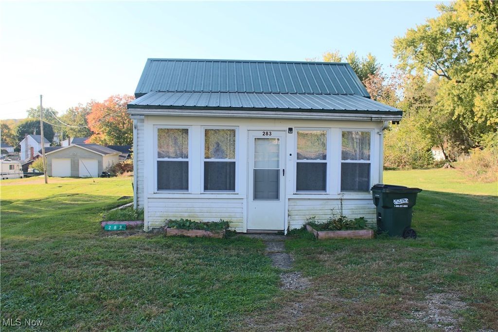 Photo of 283 E Wood Street, Shreve, OH 44676 (MLS # 5165781)