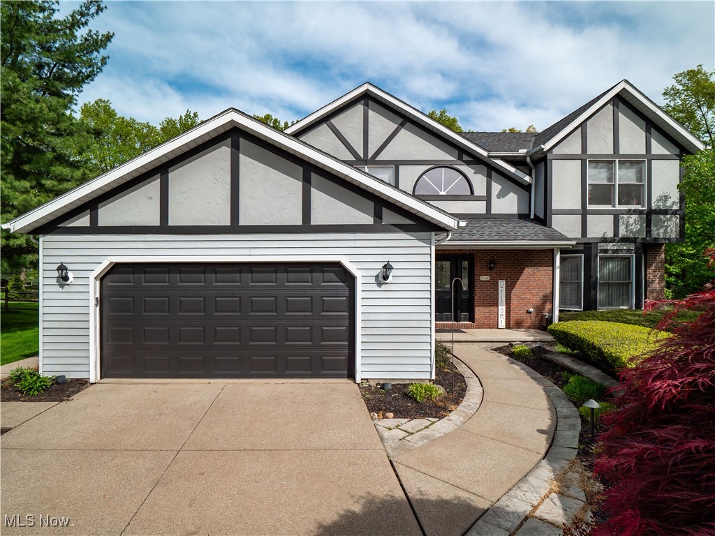 21428 Montclare Boulevard, Strongsville, Ohio image 3