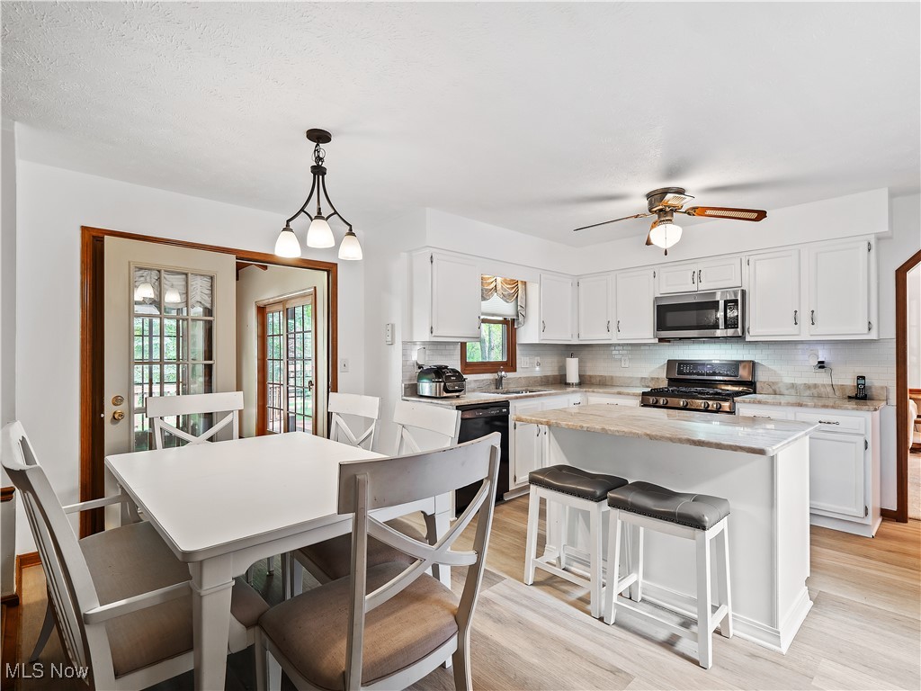 21428 Montclare Boulevard, Strongsville, Ohio image 14
