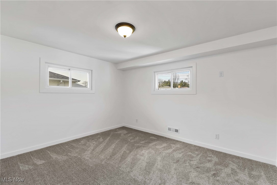 7252 Oakwood Road, Parma, Ohio image 22