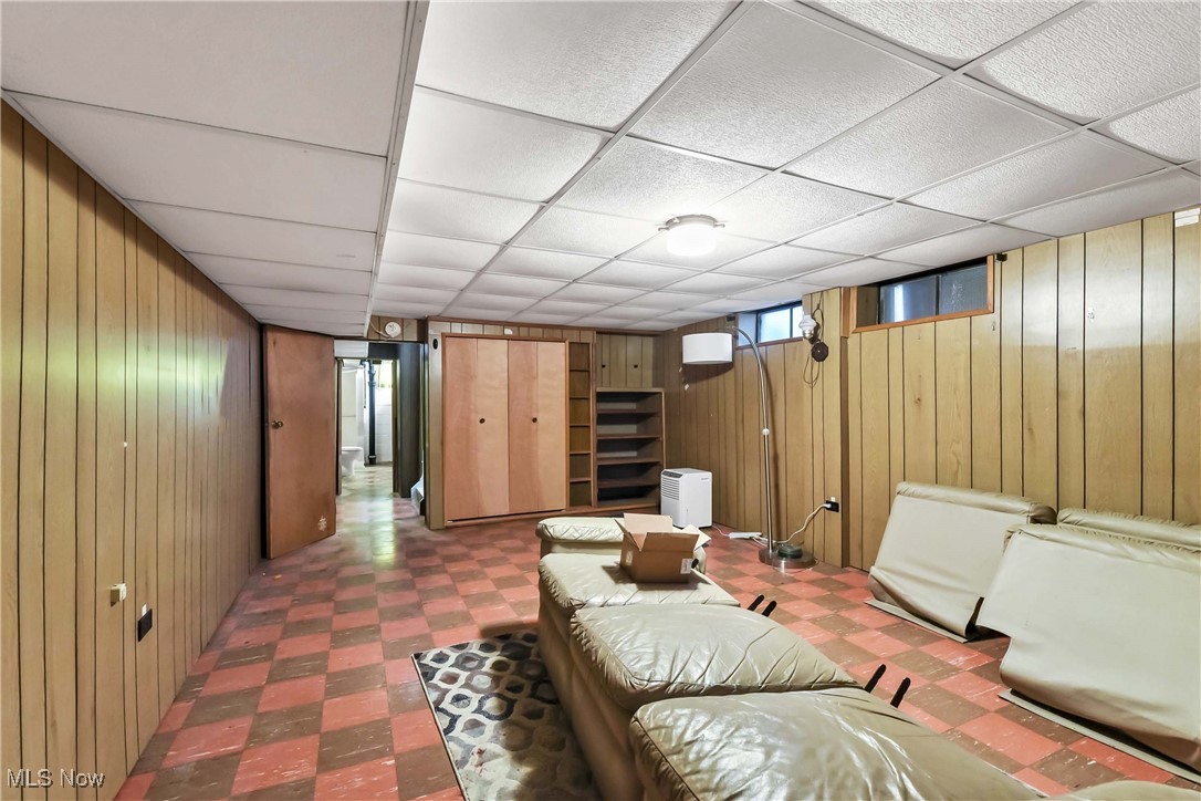 7252 Oakwood Road, Parma, Ohio image 30