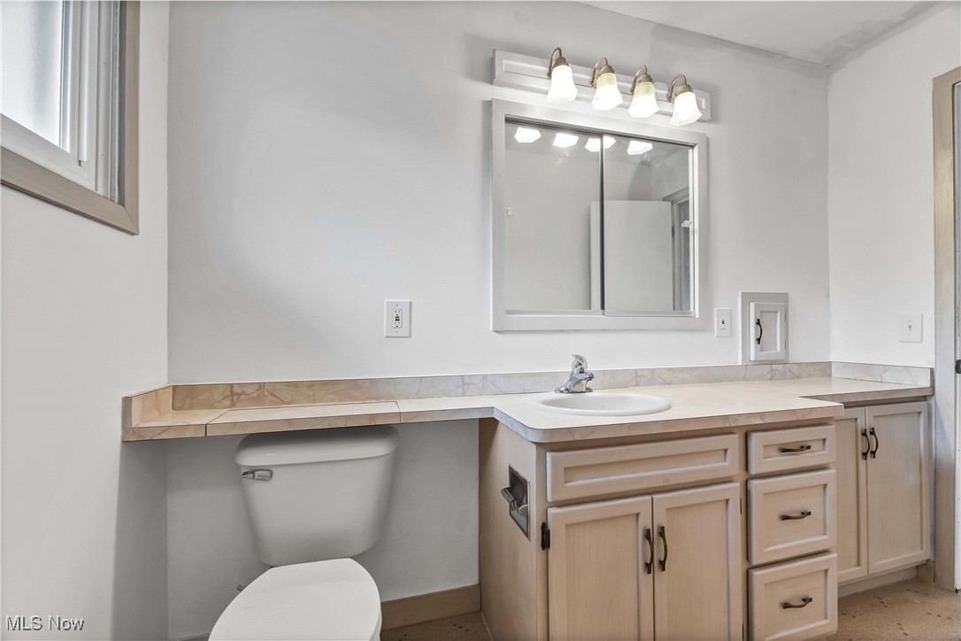 7252 Oakwood Road, Parma, Ohio image 25
