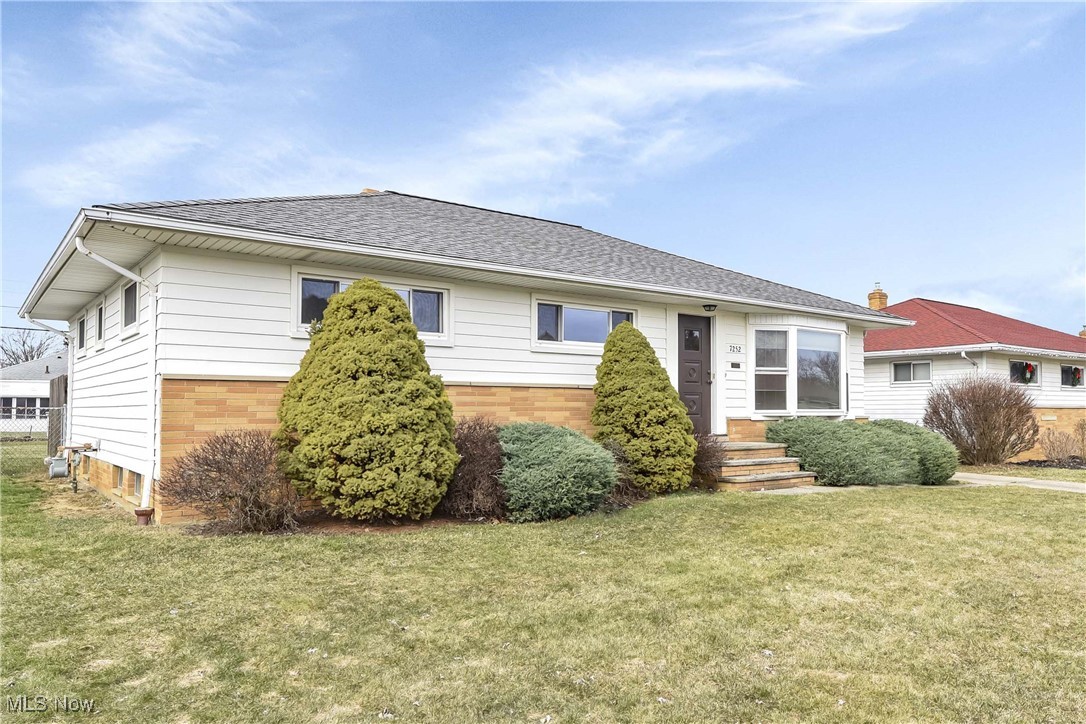 7252 Oakwood Road, Parma, Ohio image 33