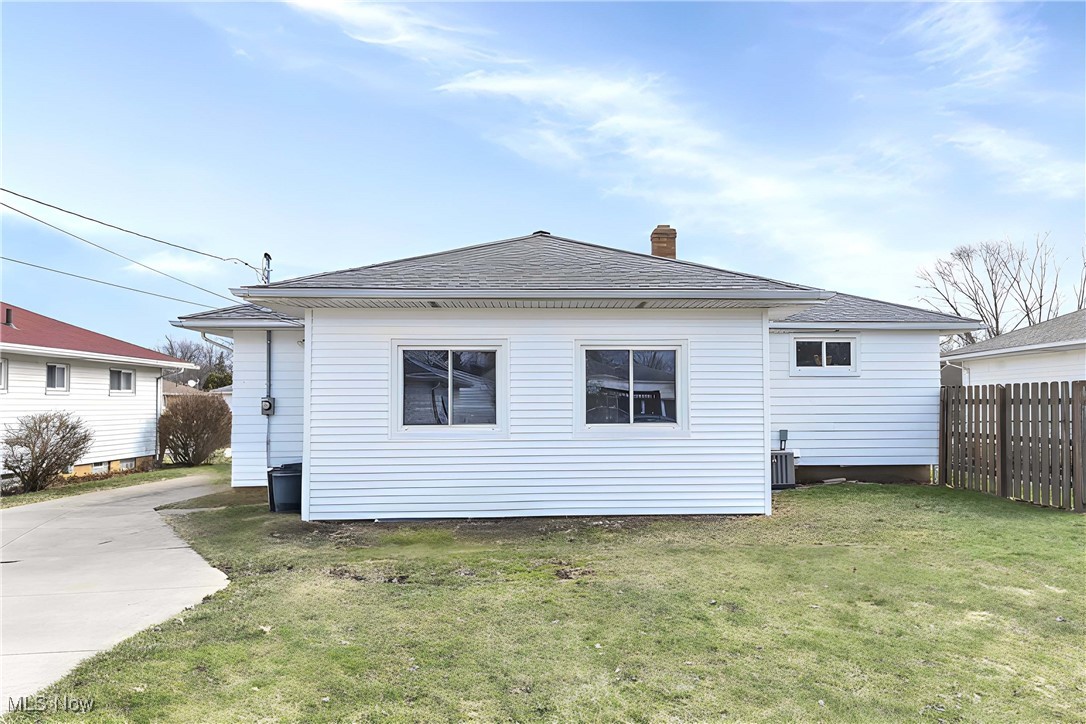 7252 Oakwood Road, Parma, Ohio image 35