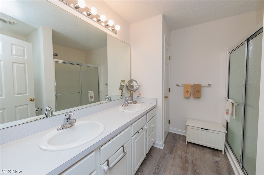 Cinnamon Lake - Residential