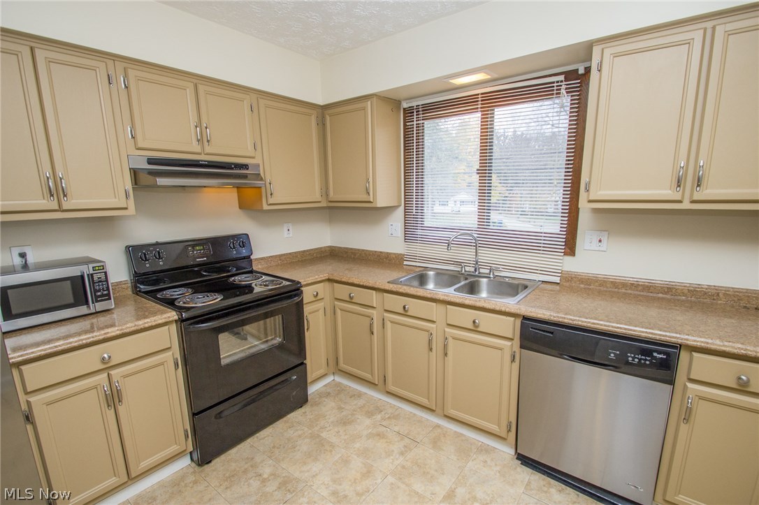 Waschak Resub - Residential