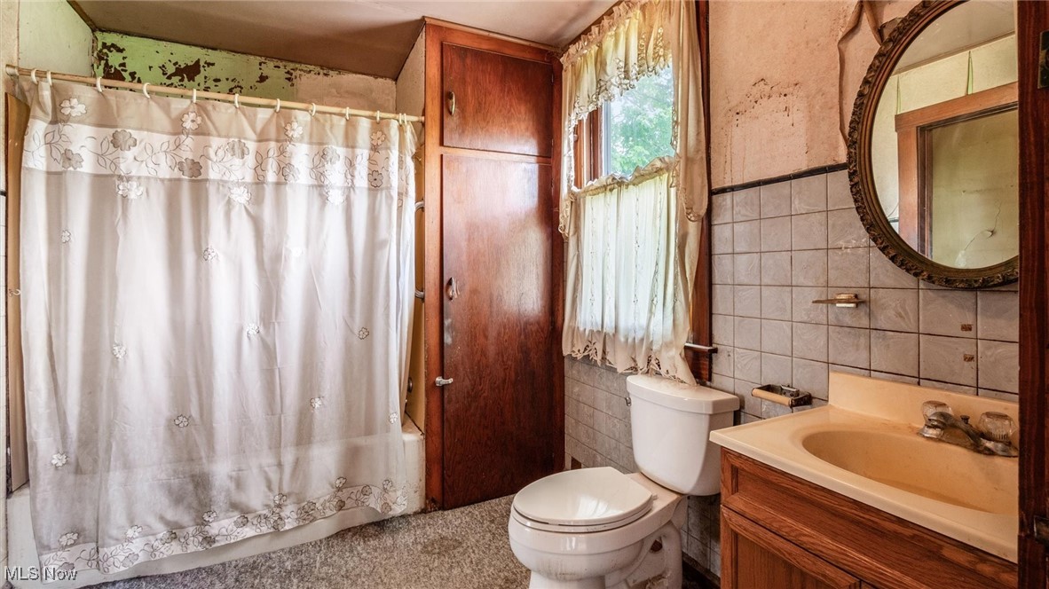 8045 Old Town Road, East Fultonham, Ohio image 10