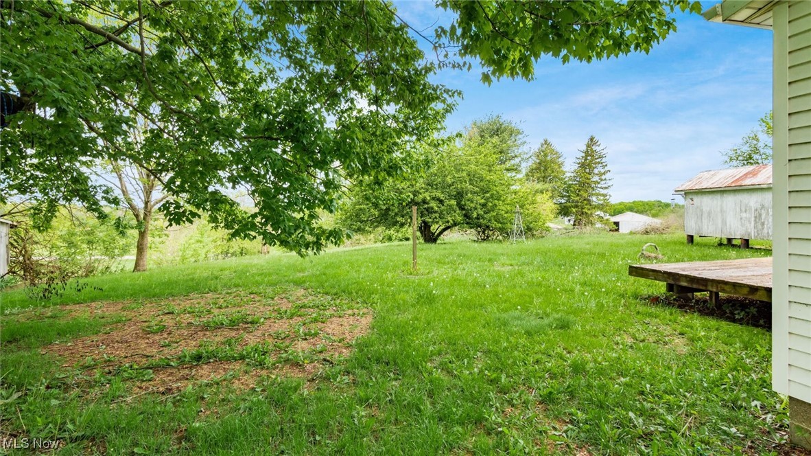 8045 Old Town Road, East Fultonham, Ohio image 12