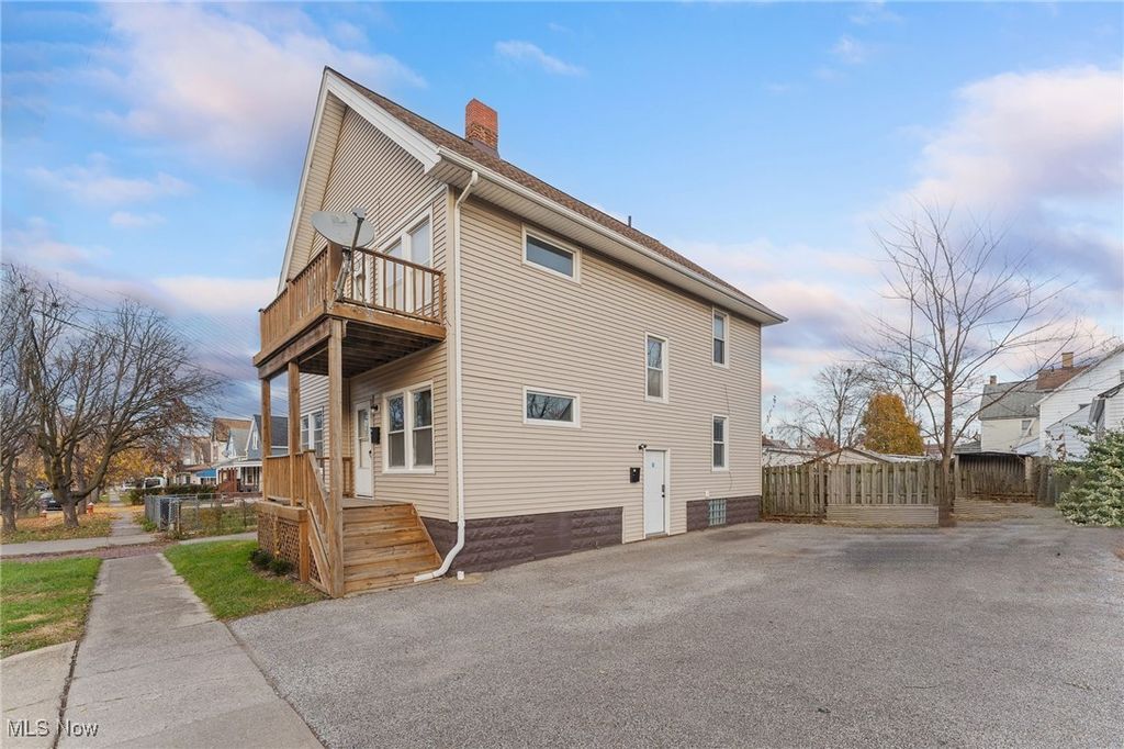 Photo of 3673 W 48th Street, Cleveland, OH 44102 (MLS # 5173406)