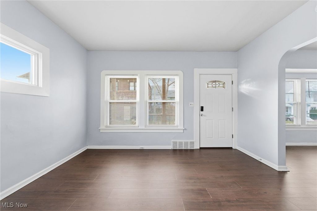 Photo of 3673 W 48th Street, Cleveland, OH 44102 (MLS # 5173406)