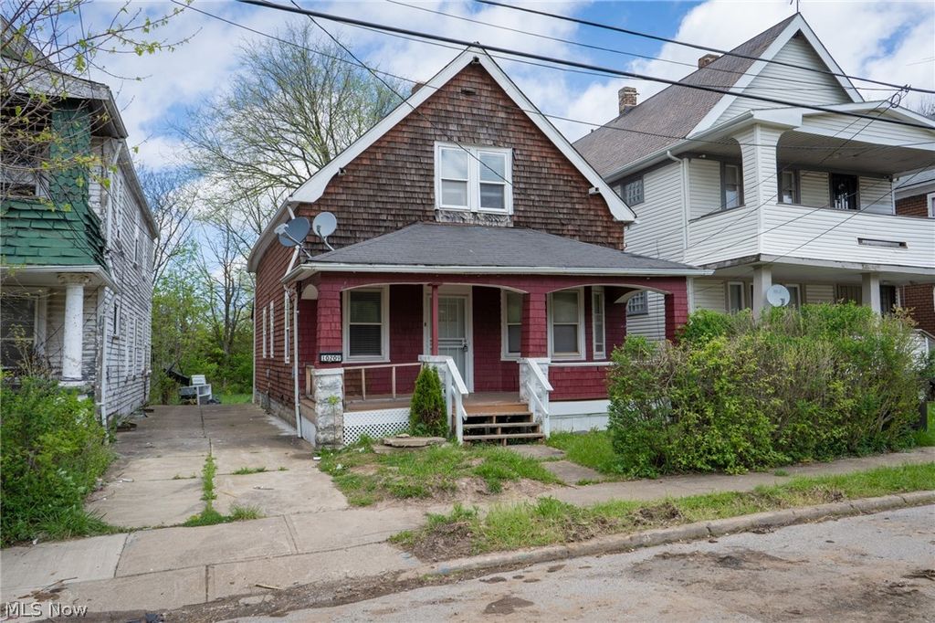 Photo of 10209 Elwell Avenue, Cleveland, OH 44104 (MLS # 5206008)