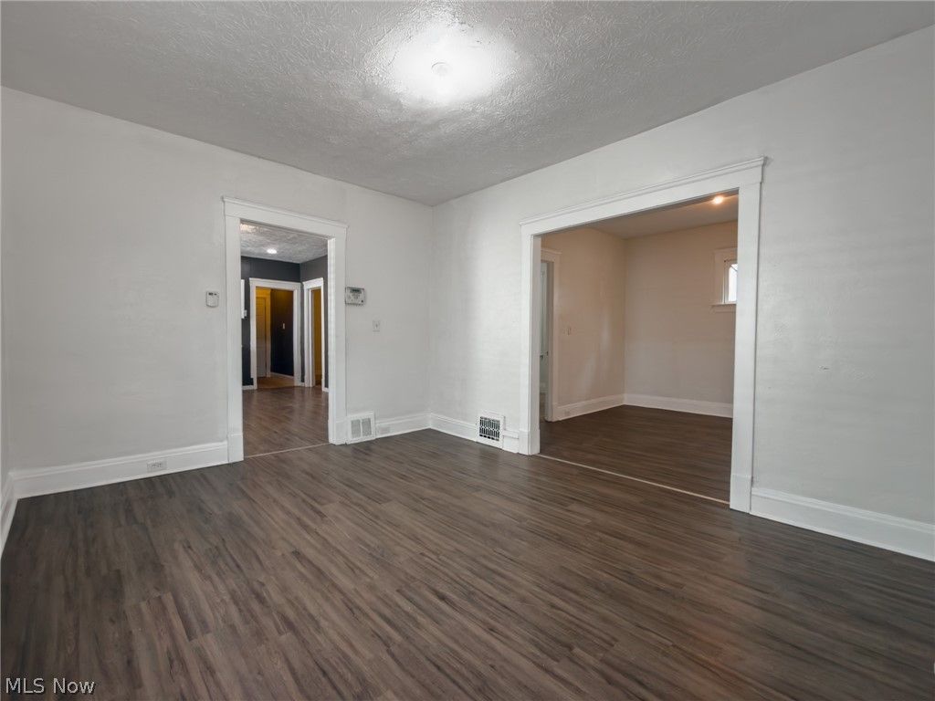 Photo of 10209 Elwell Avenue, Cleveland, OH 44104 (MLS # 5206008)