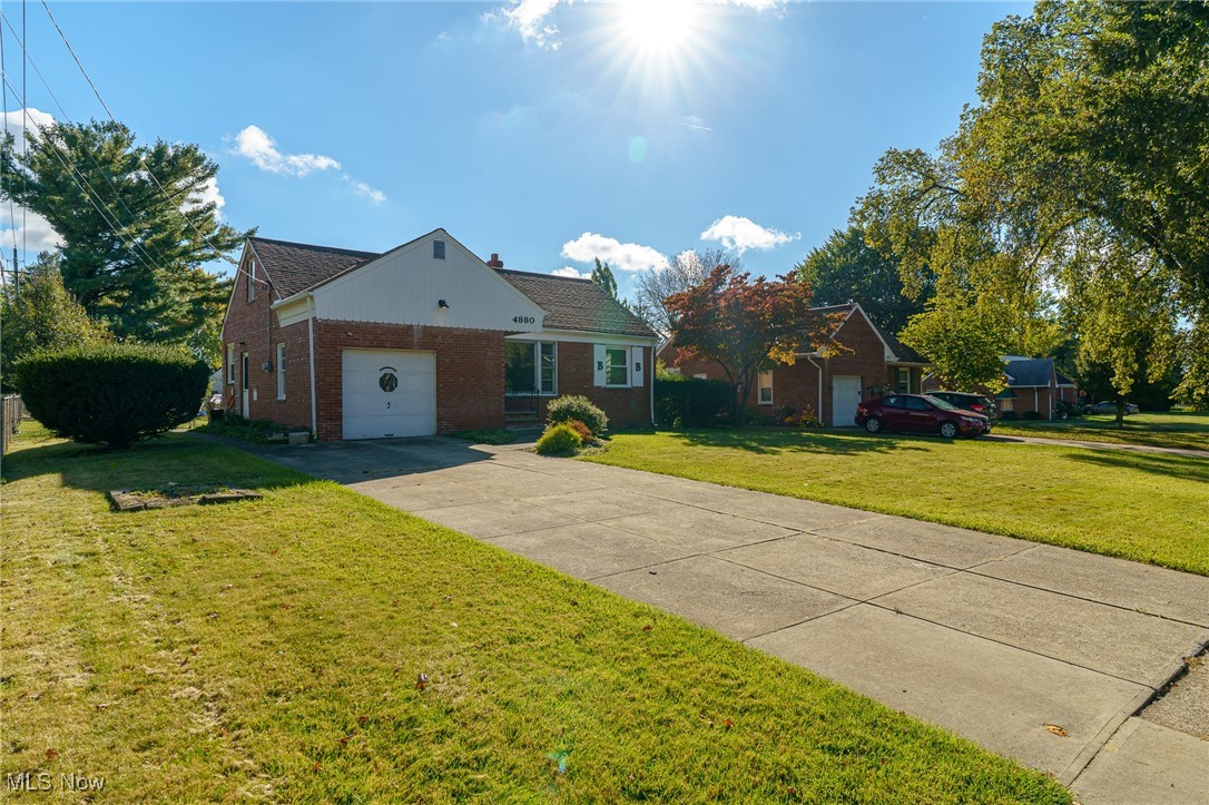Sunshine Realty Inc 01 - Residential