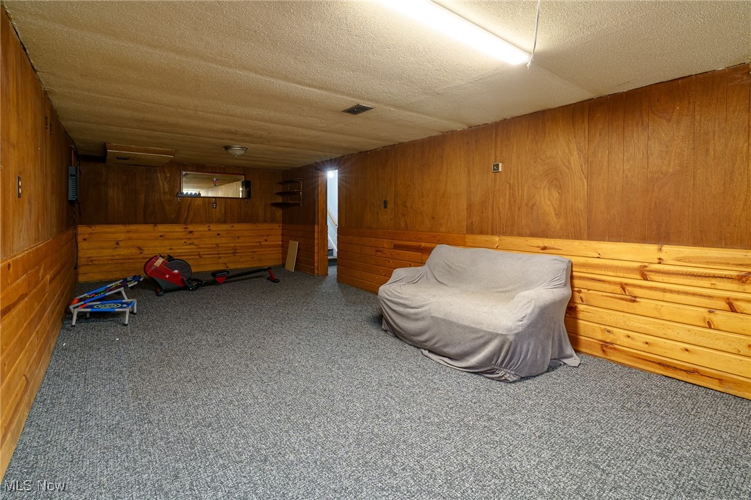 Sunshine Realty Inc 01 - Residential