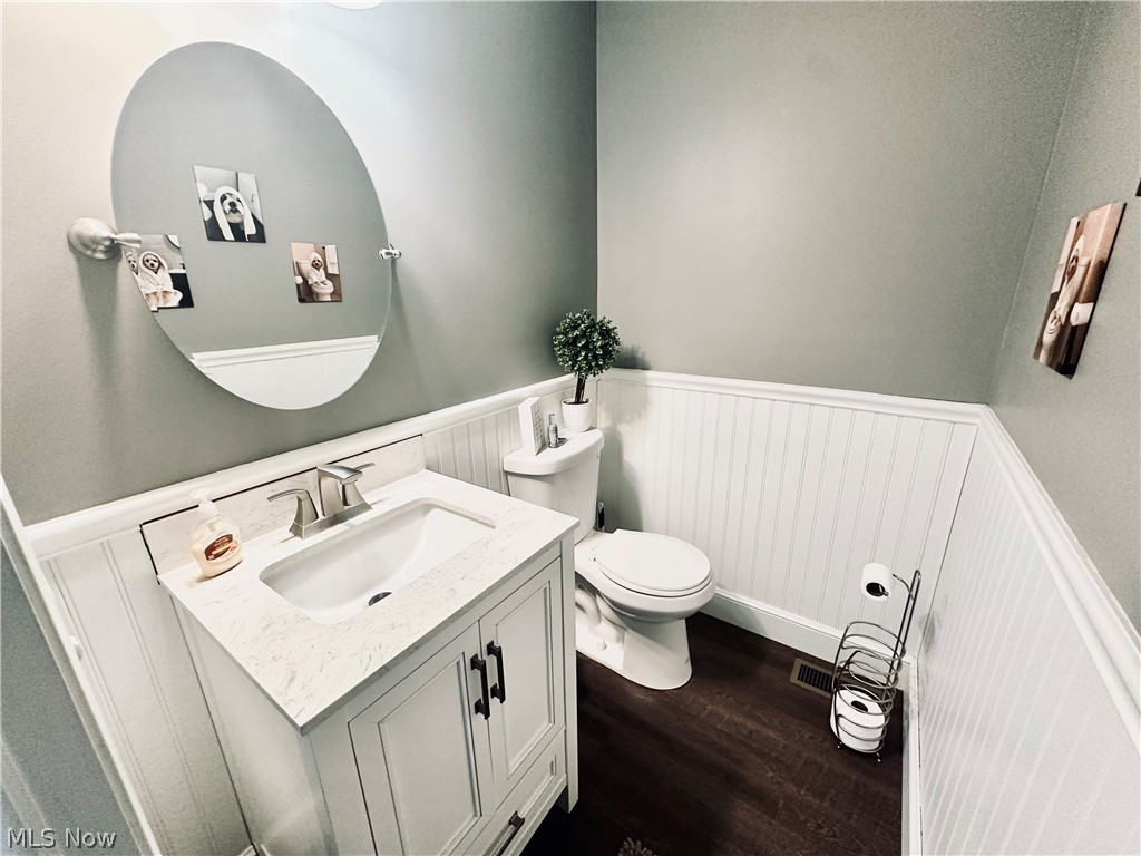 Lakes/Brittany Pointe 08 - Residential