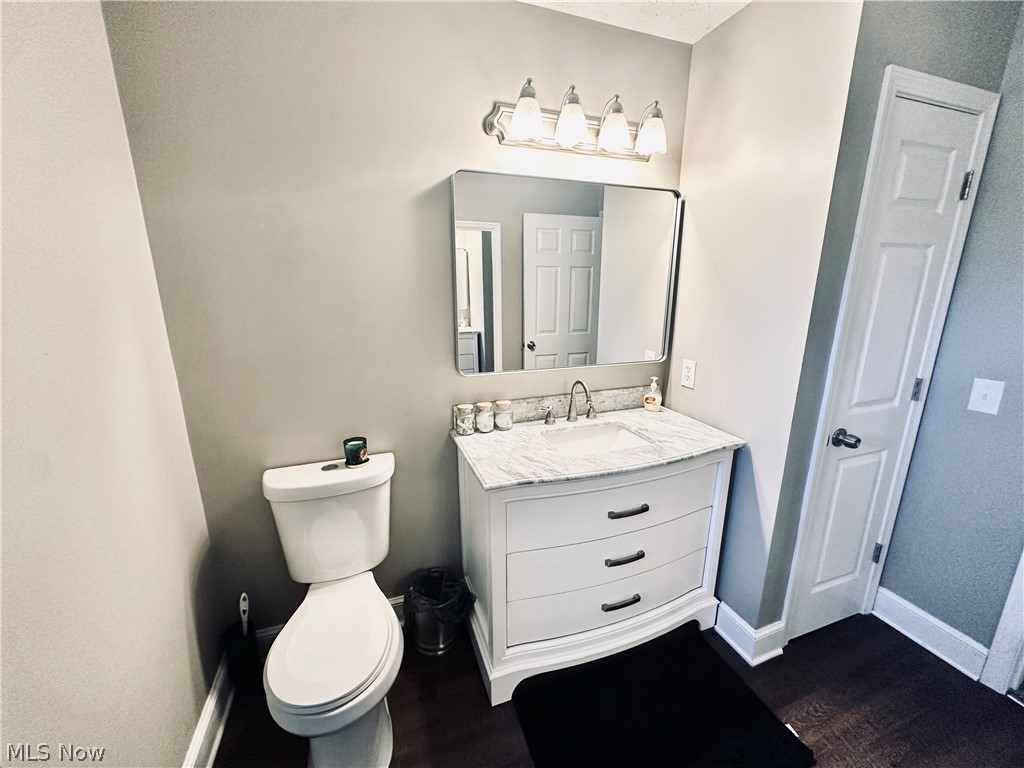 Lakes/Brittany Pointe 08 - Residential