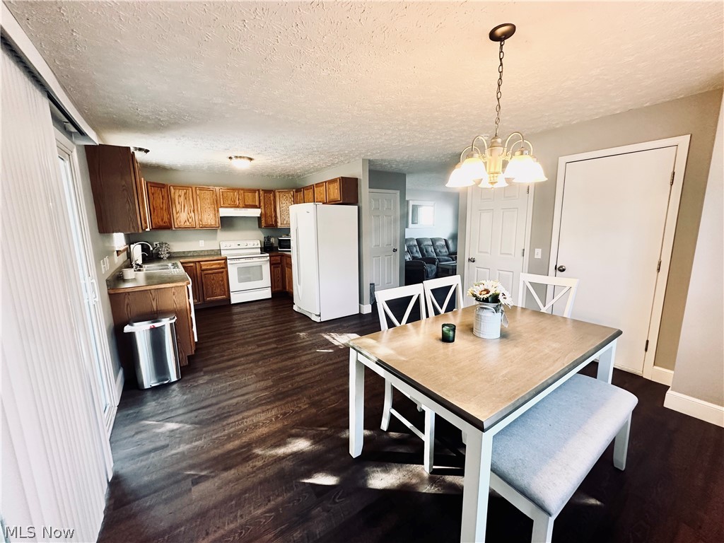 Lakes/Brittany Pointe 08 - Residential