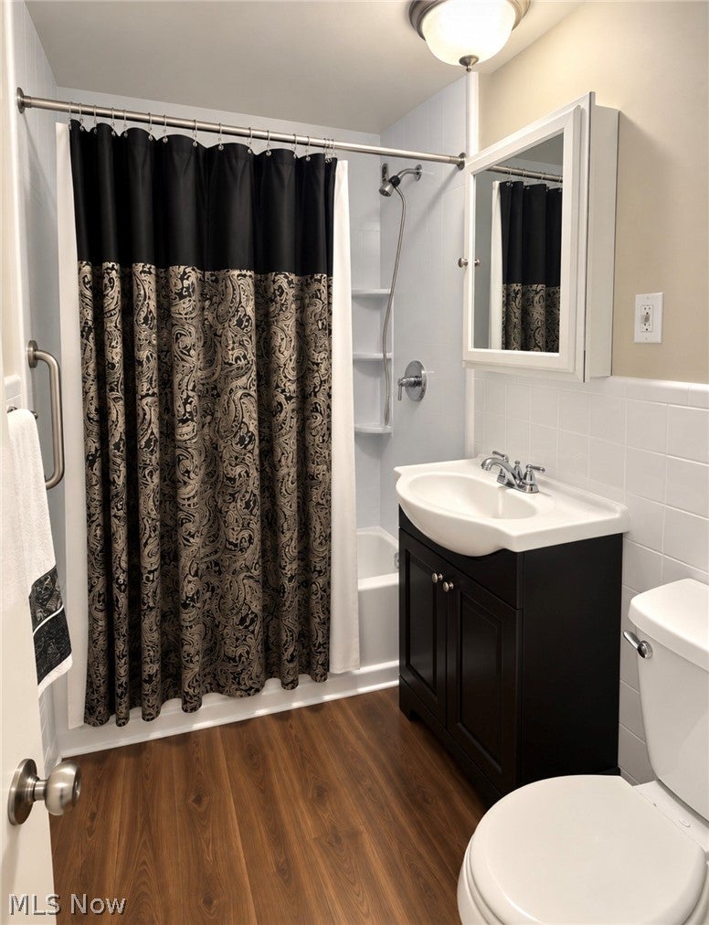 19015 Van Aken Boulevard 314