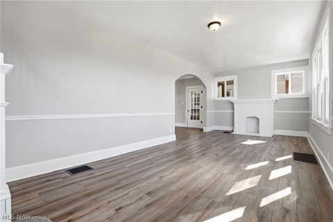 Tiny photo for 637 Lenox Avenue, Zanesville, OH 43701 (MLS # 5196731)