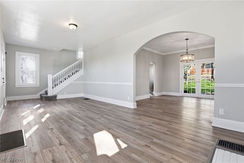 Tiny photo for 637 Lenox Avenue, Zanesville, OH 43701 (MLS # 5196731)