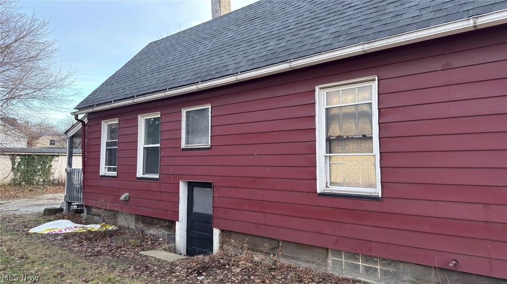 Photo of 481 Sherman Street, Akron, OH 44311 (MLS # 5180198)