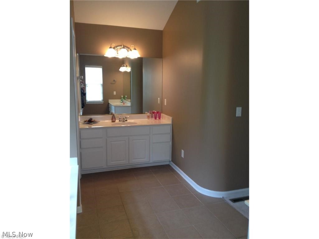 Lakes of Aurora - Residential