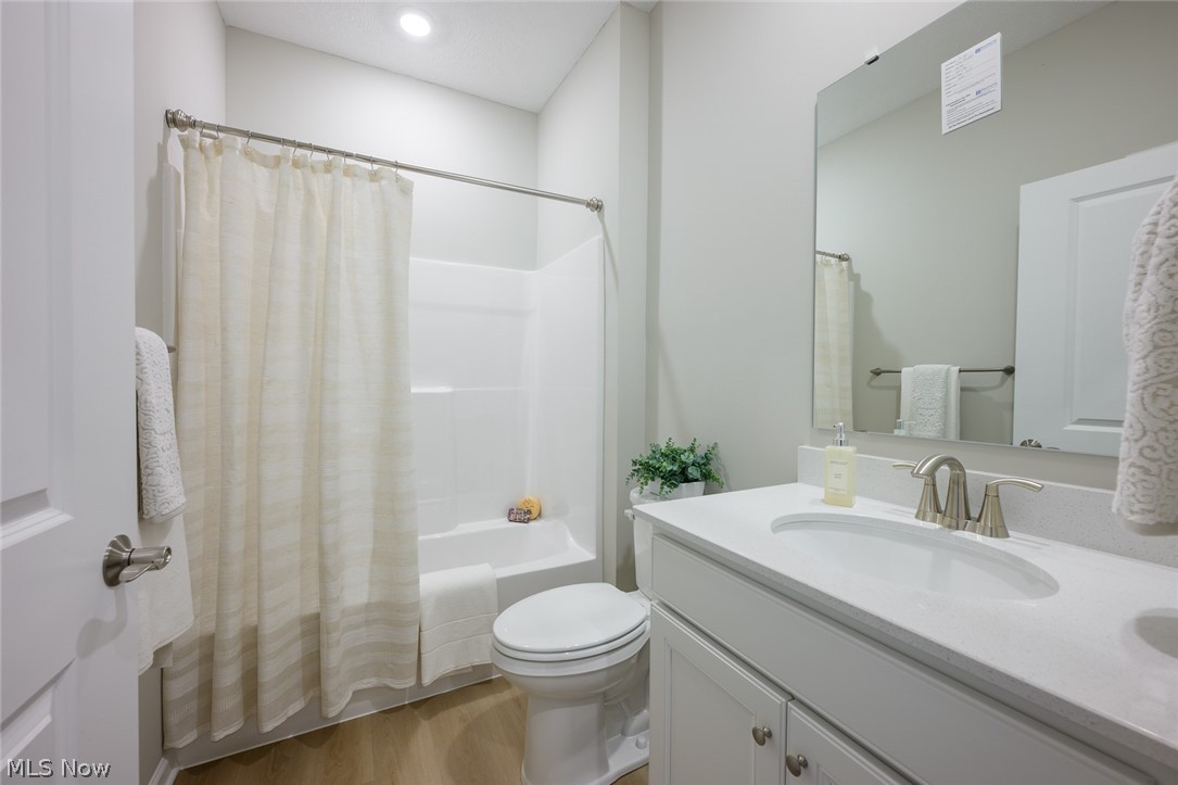 Retreat at Emerald Woods - Residential