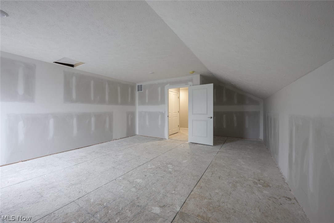 Retreat at Emerald Woods - Residential