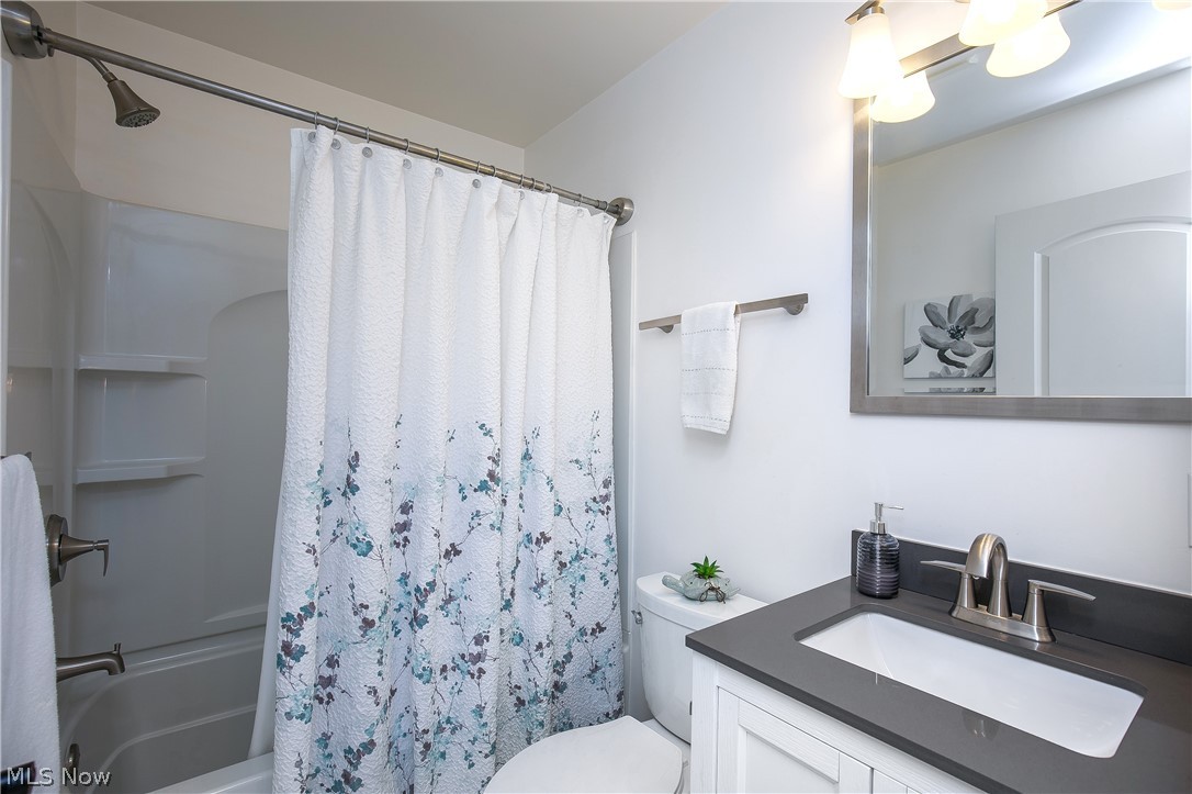 Shoreview Ridge Condo - Residential