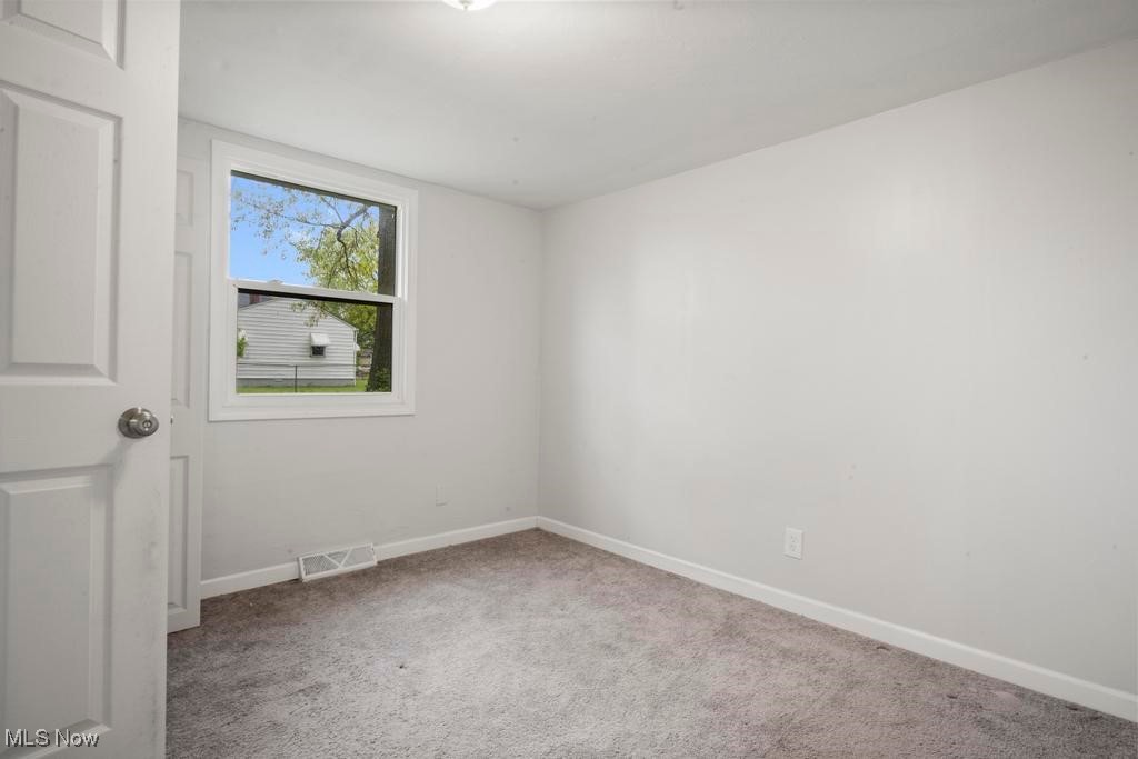 5331 Ridgewood Street, Lorain, Ohio image 11