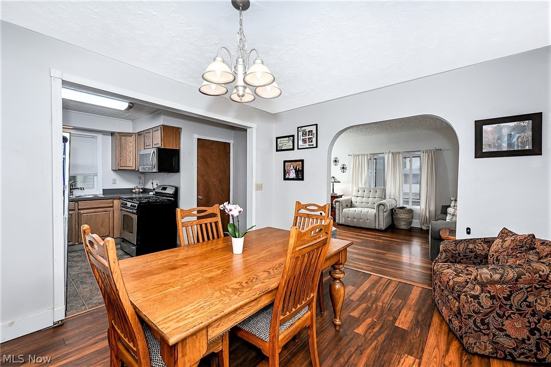 Moores N Barb - Residential