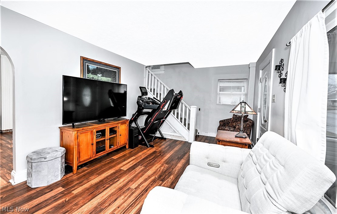 Moores N Barb - Residential