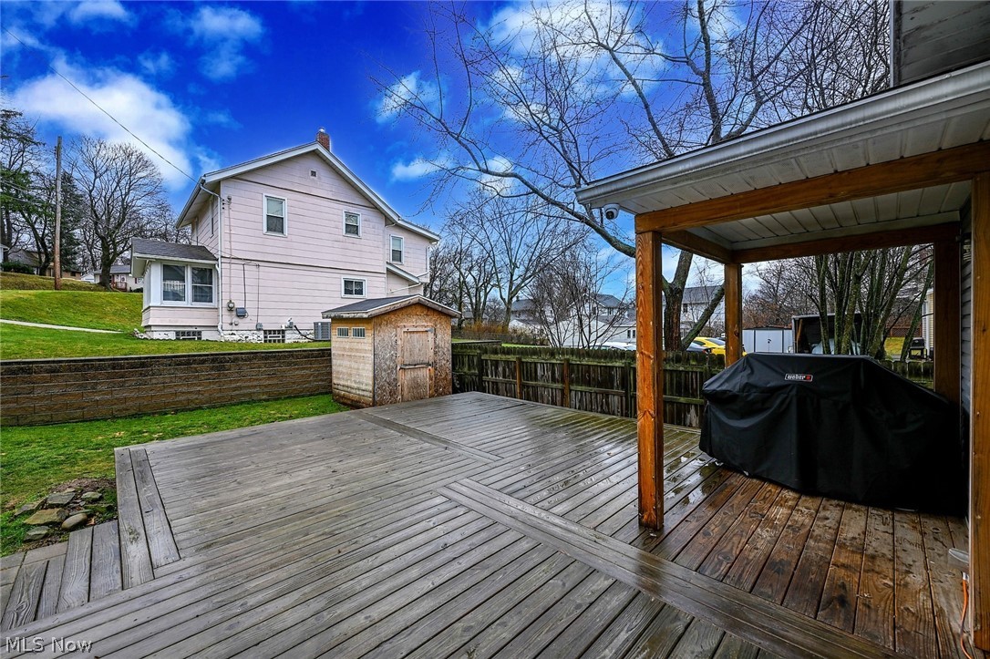 Moores N Barb - Residential