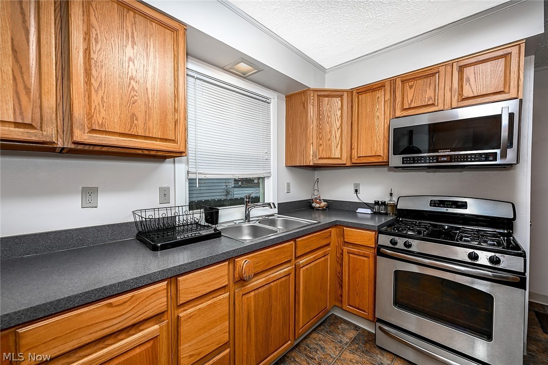 Moores N Barb - Residential