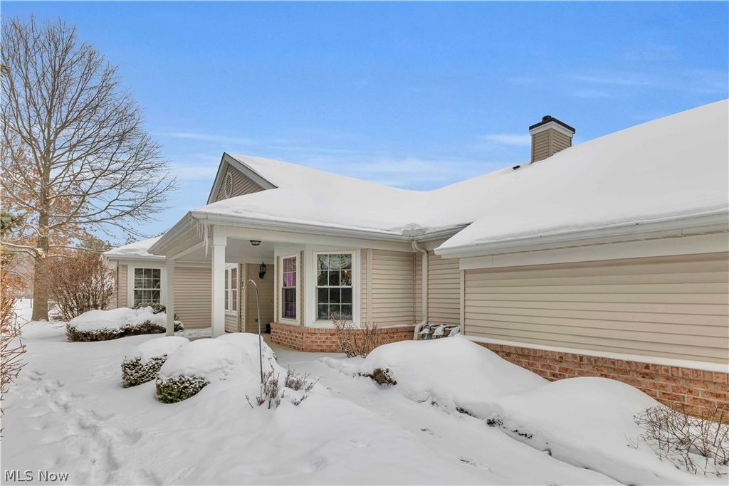 Photo of 1 Campus Court, Avon Lake, OH 44012 (MLS # 5185696)