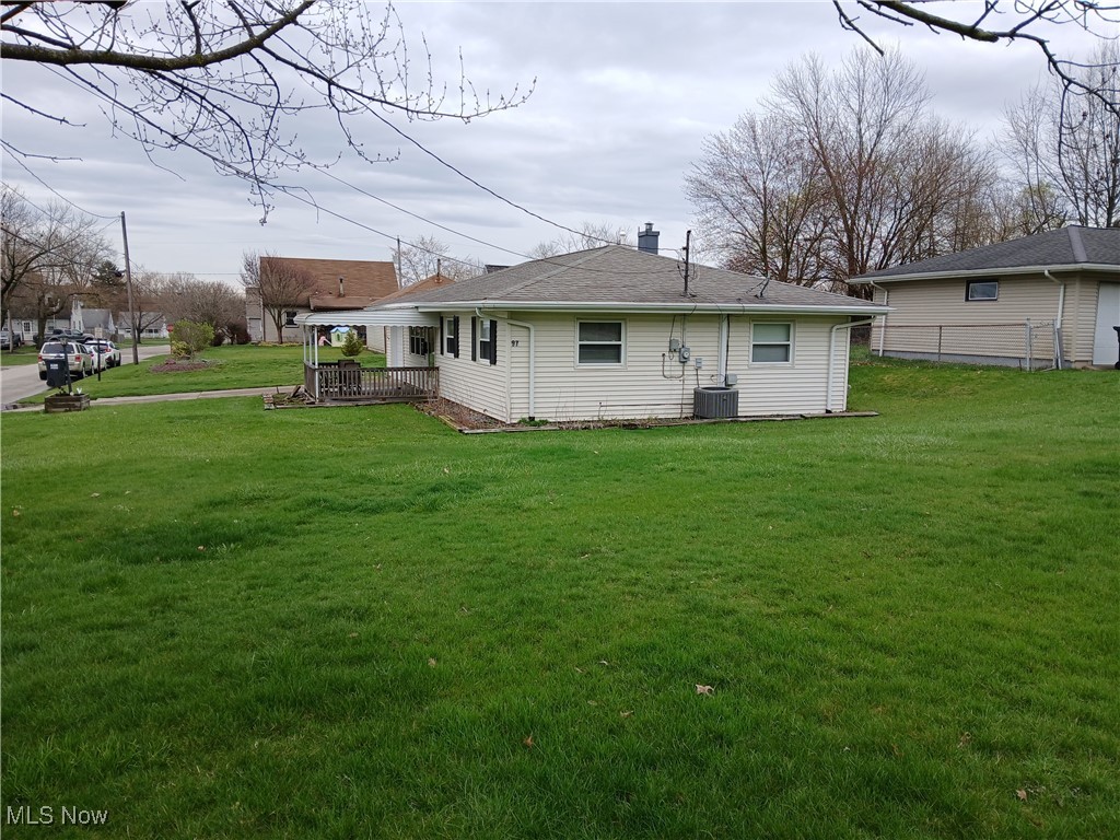97 N Idlewood Road, Austintown, Ohio image 2