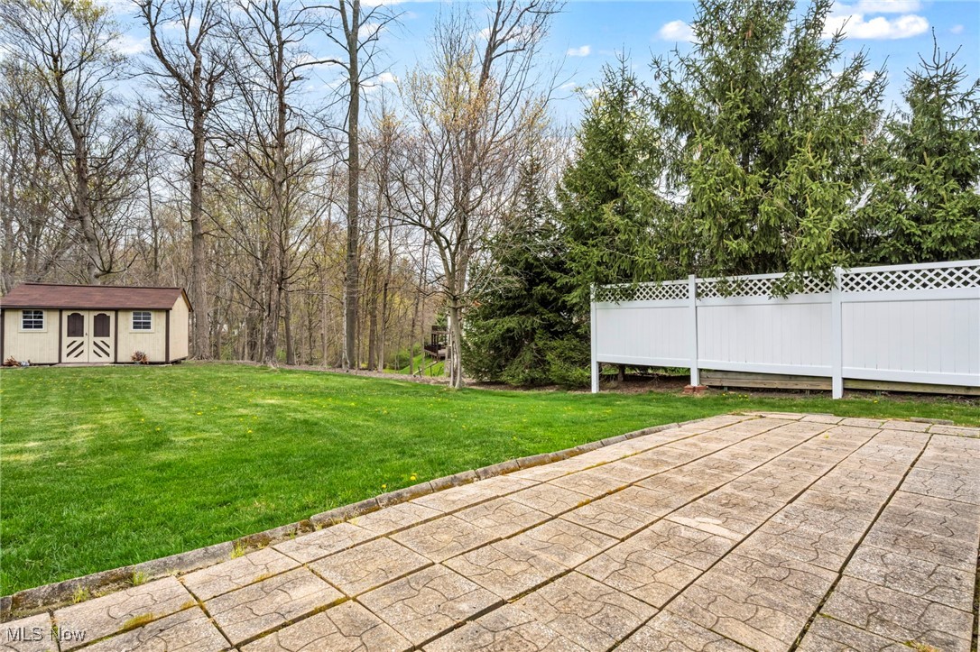 8271 Sheltered Cove, Mentor, Ohio image 30