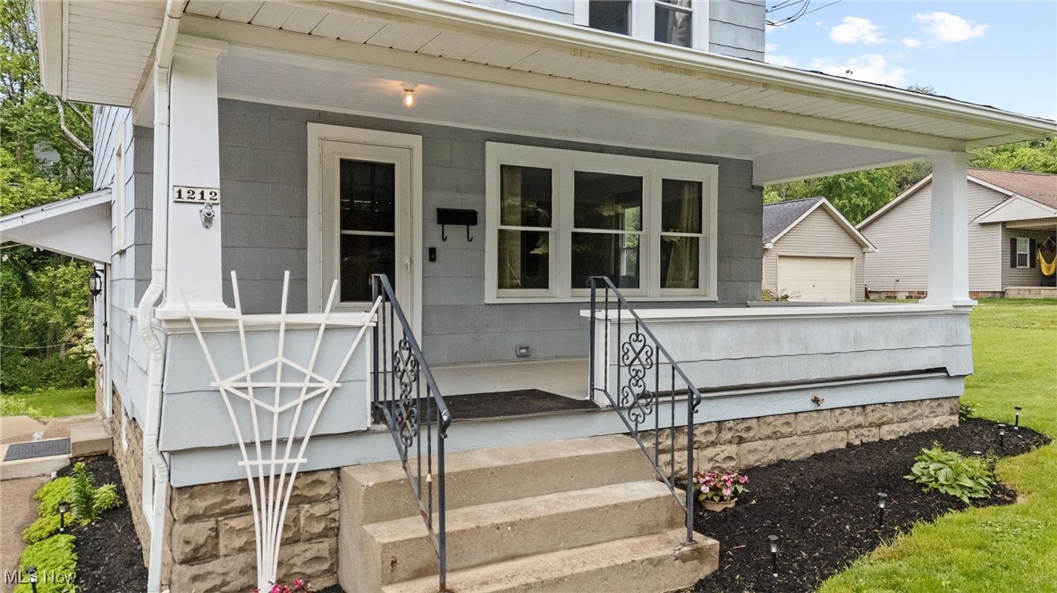 1212 Tremont Avenue, Massillon, Ohio image 6