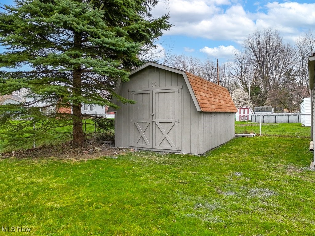147 Saint Laurence Boulevard, Eastlake, Ohio image 38