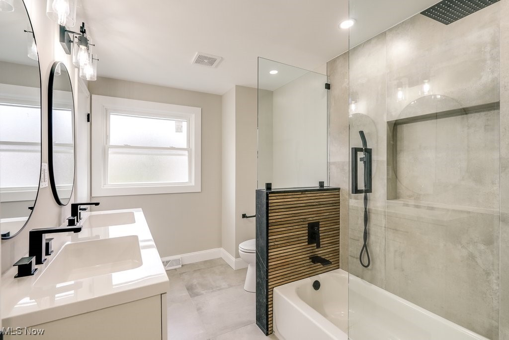 147 Saint Laurence Boulevard, Eastlake, Ohio image 15