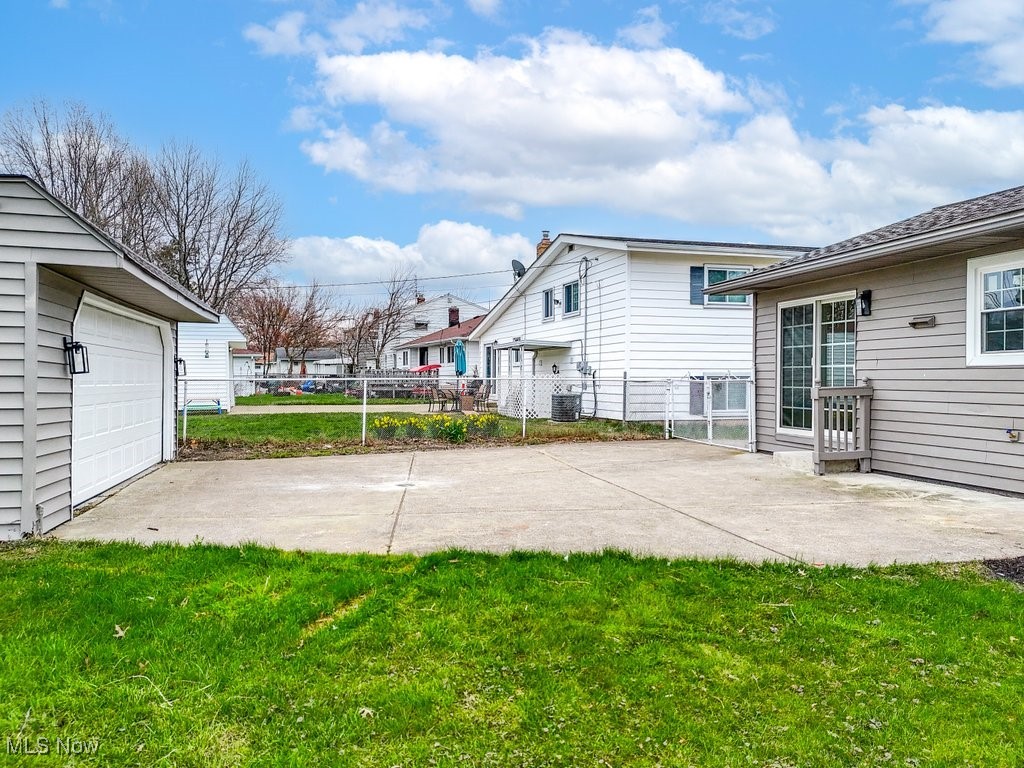 147 Saint Laurence Boulevard, Eastlake, Ohio image 36