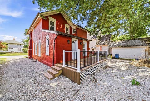 Tiny photo for 470 S Saint Clair Street, Painesville, OH 44077 (MLS # 5216907)