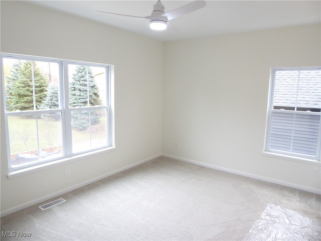 Tremont (Metro North) - Residential