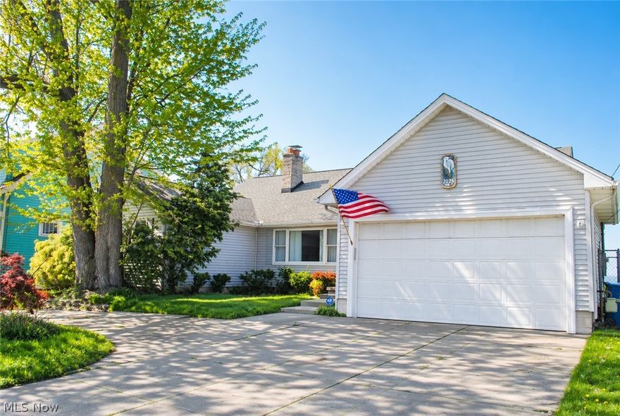 Lakefront Ranch style home offers spectacular views of Lake Erie.  Open floor plan with convenient one floor living.  Warm living room with fireplace.  Spacious, eat in kitchen with plenty of cabinet and counter space.  1st floor laundry room.  Primary bedroom includes door out to backyard.  2 car attached garage.  Circular driveway provides additional parking for guests.  Fenced dog kennel.  Bring your decorating ideas and make it your own.  Call agent today.