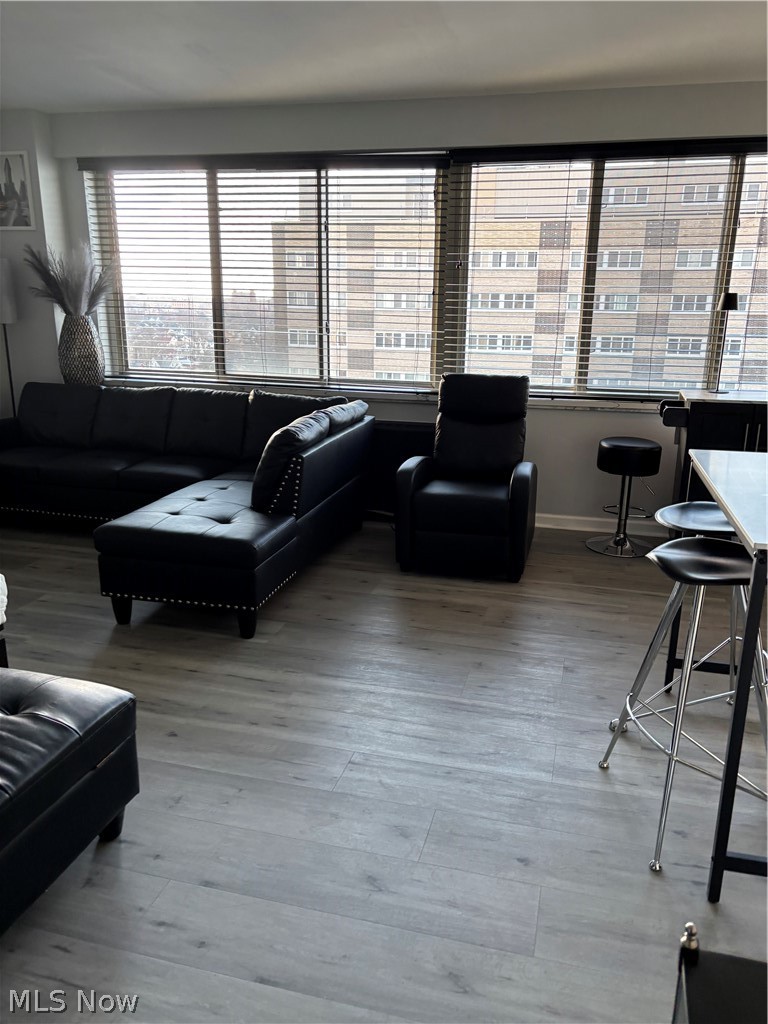 Marine Towers East Condos - Residential