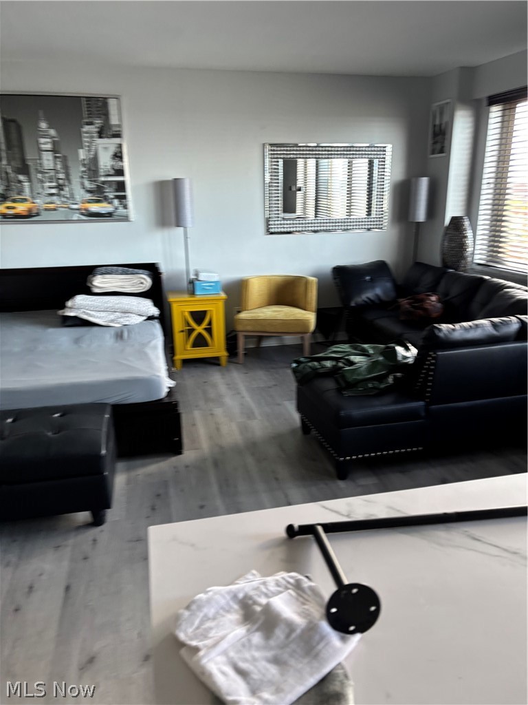 Marine Towers East Condos - Residential