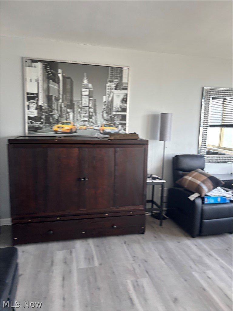 Marine Towers East Condos - Residential