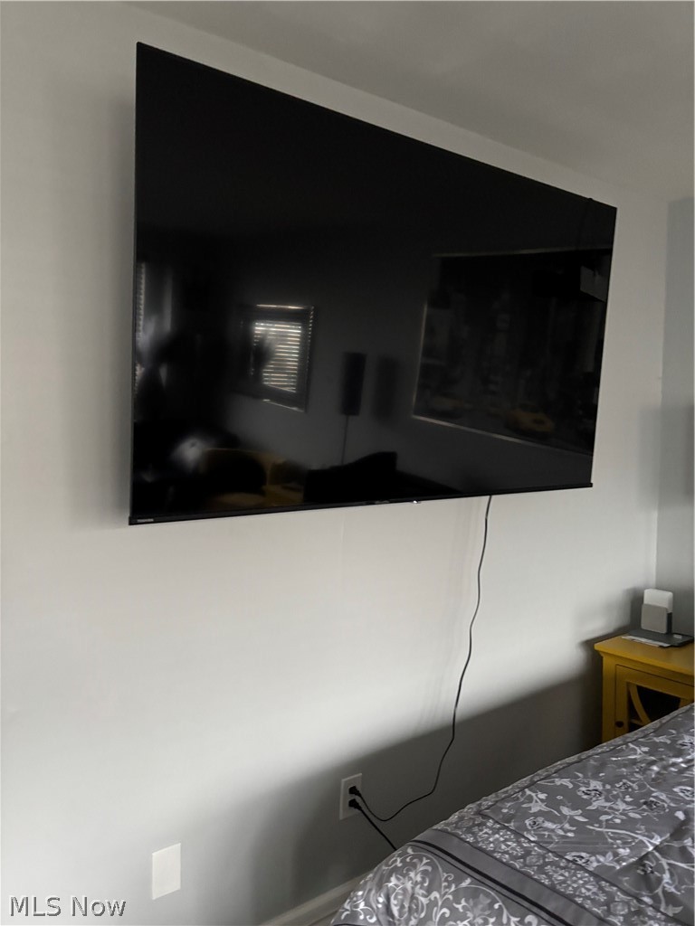 Marine Towers East Condos - Residential